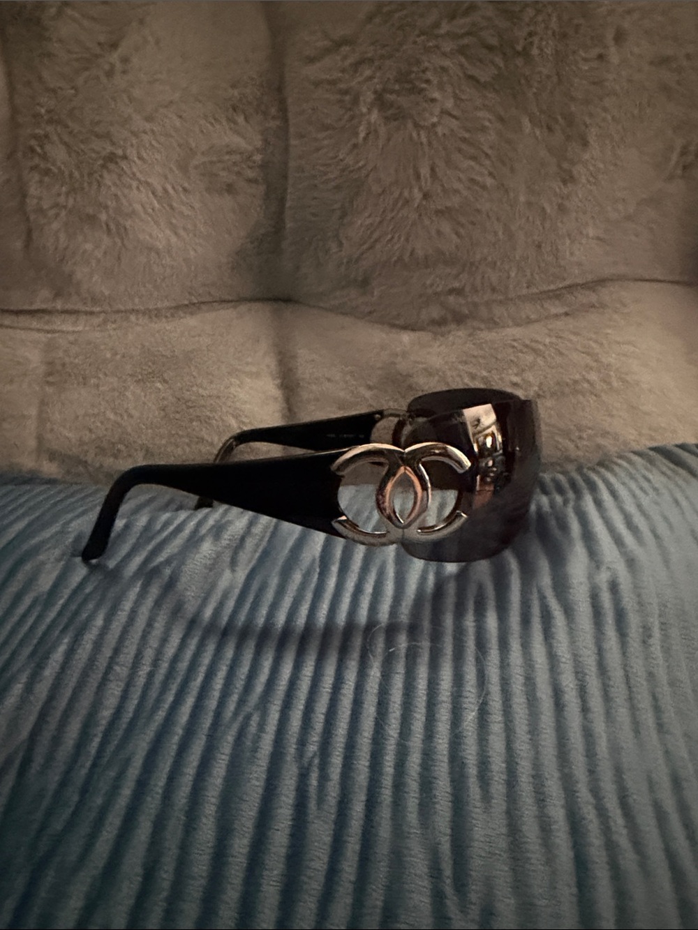CHANEL Rimless Shield Sunglasses in Black with silver Hardware - Picture 7 of 7